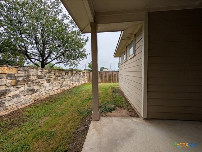 Building Photo - 711 Gristmill Dr