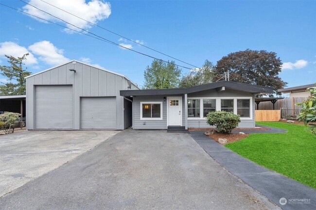 Building Photo - 18912 46th Ave S