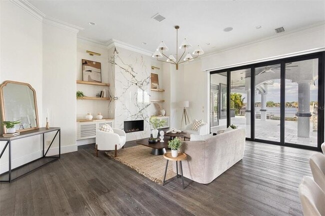 Building Photo - 801 W 2nd Ave