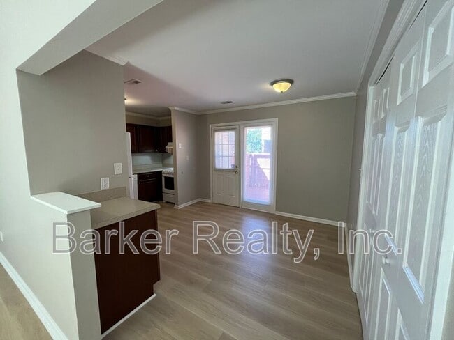 Building Photo - 4608 Brockton Dr