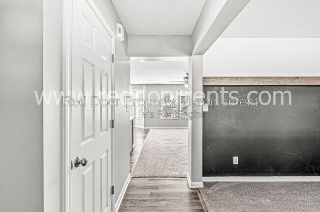 Building Photo - 2313 Trefoil Dr