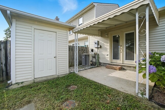 Building Photo - 5106 Radcliff Cir