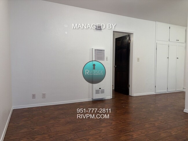 Building Photo - WELCOME TO YOUR NEW HAVEN IN RIVERSIDE!! W...