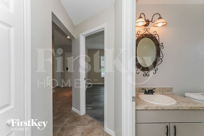 Building Photo - 7808 Habersham Dr