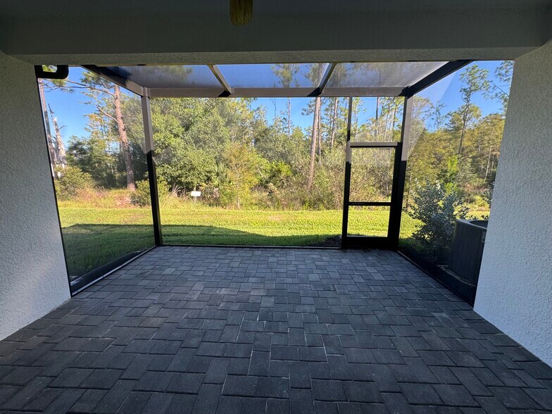 Extended lanai - 10927 Salt Bay Way