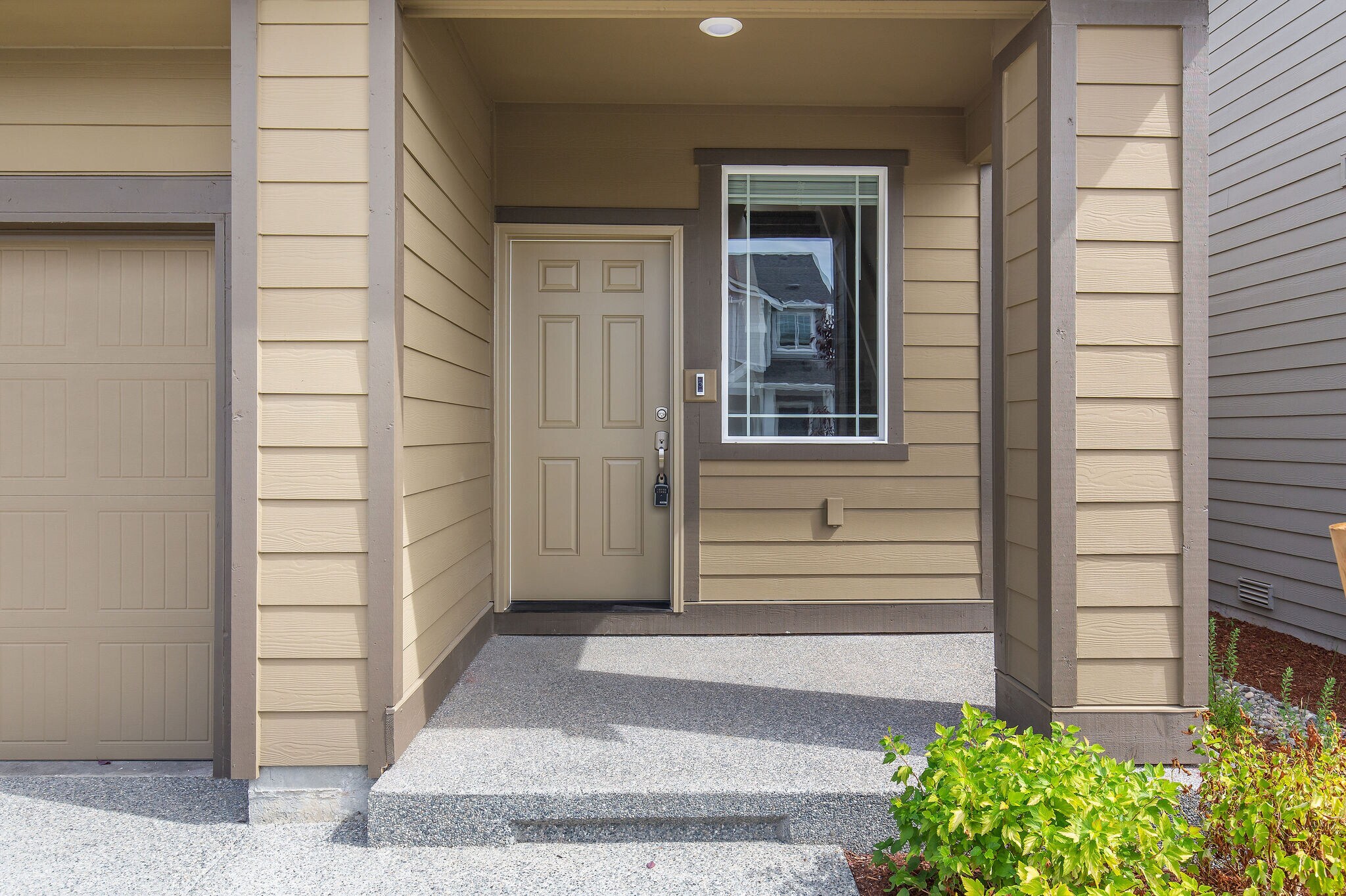 Building Photo - 3615 80th Ave NE