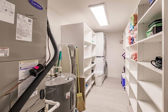 Building Photo - 1125 W Peppertree Dr