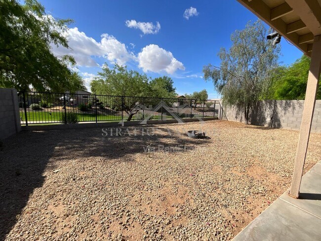 Building Photo - 5313 W Pecan Rd