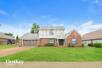 Building Photo - 1459 Haverwood Ave