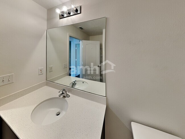 Building Photo - 1214 Brenton Leaf Dr