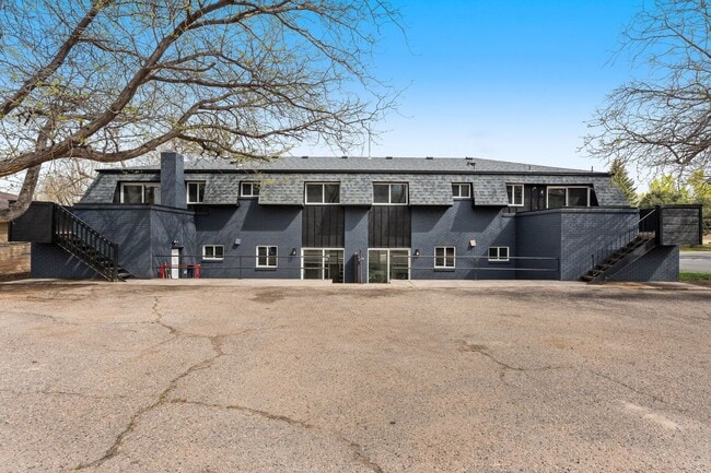 Building Photo - Azalea1629(KP-DT)