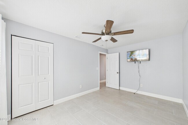 Building Photo - 1500 Dorsal St