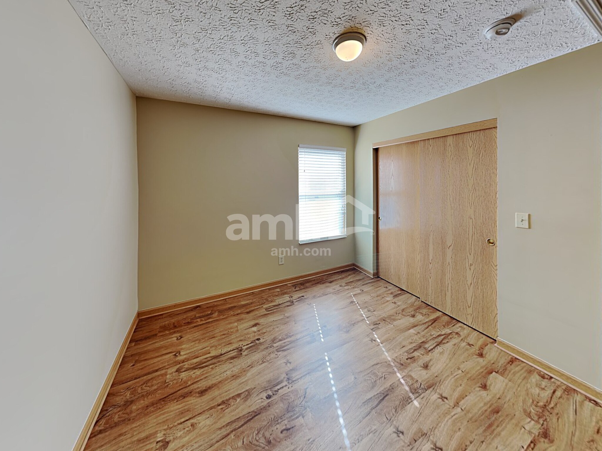 Building Photo - 45 Purple Finch Loop