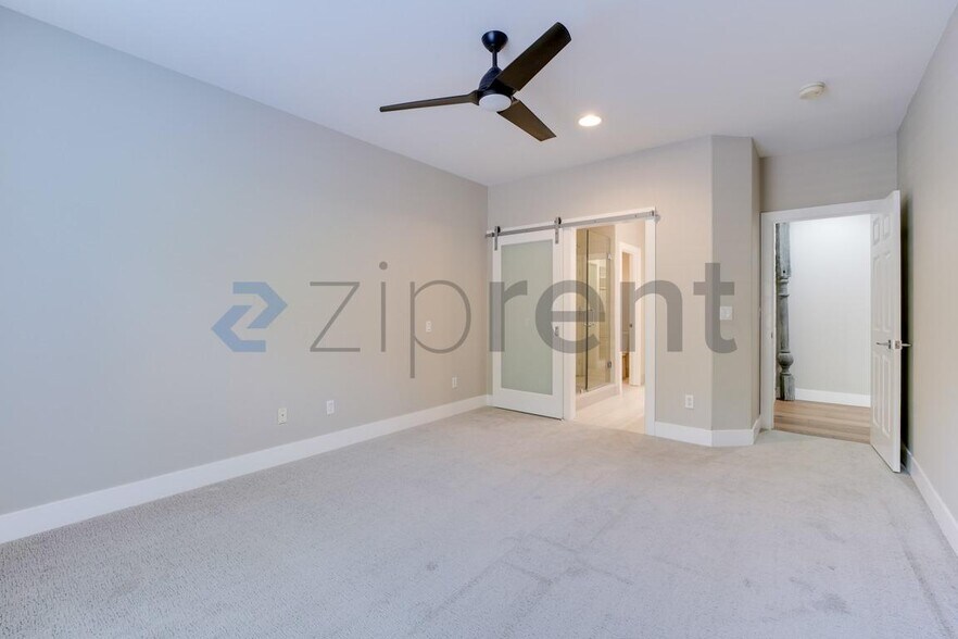 Building Photo - 23620-23230 230th Pl SE