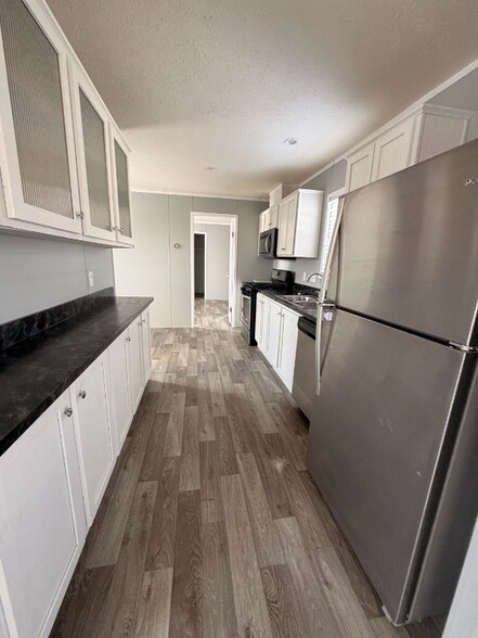 Building Photo - 325 Trillum Trail