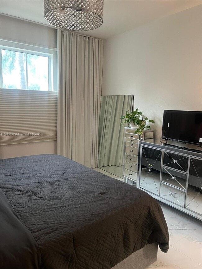 Building Photo - 11501 NW 89th St