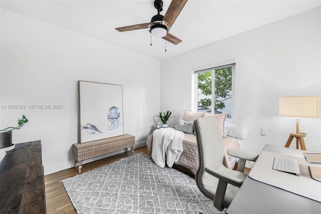 Building Photo - 970 NW 10th Ave