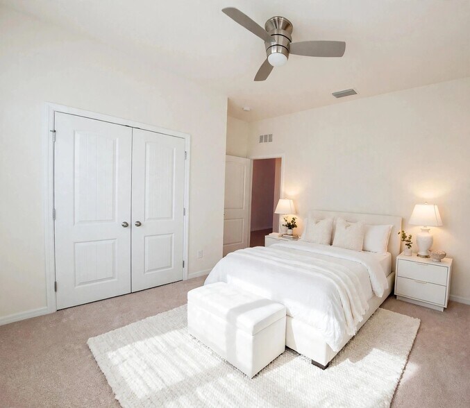Building Photo - 17589 Garsalaso Cir