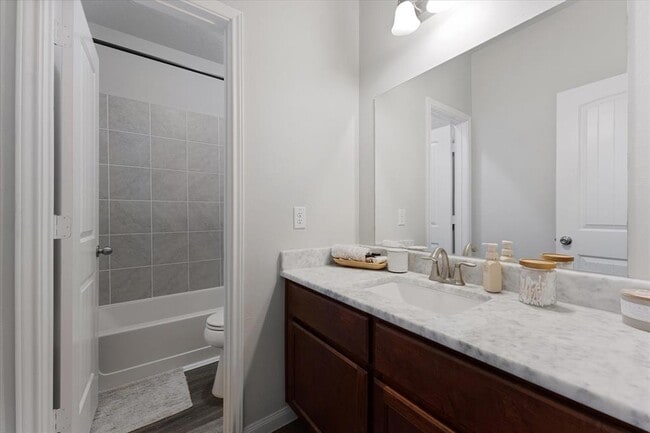 Building Photo - 3615 Spy Glass Hill Dr