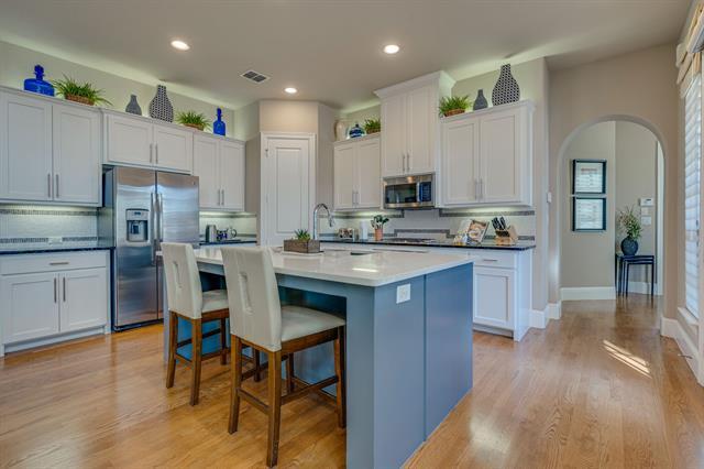 Building Photo - 528 Sandy Ln