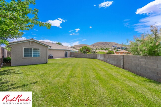 Building Photo - Remodeled 3 Bedroom Townhome with Great Vi...
