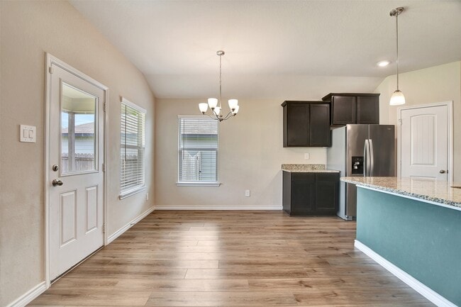 Building Photo - 1006 Fannin St