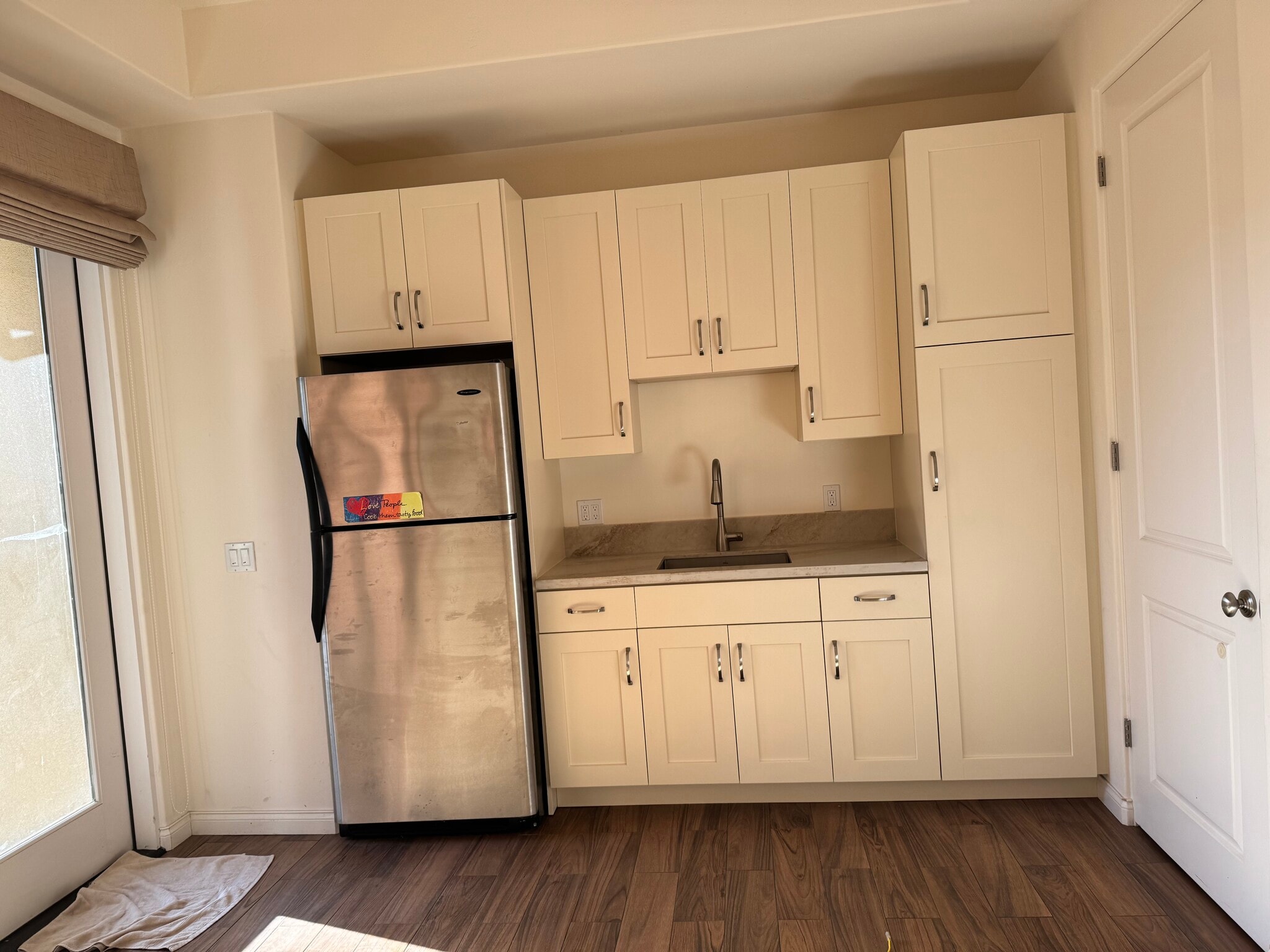 Building Photo - 5560 Campana Ct