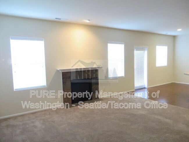 Building Photo - 1917 201st St E