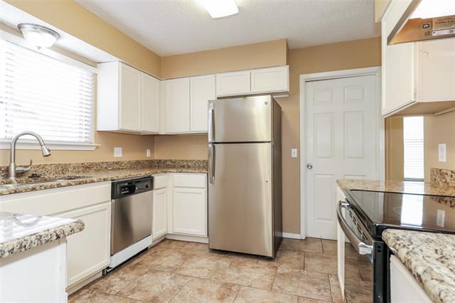 Building Photo - 830 Frances Dr