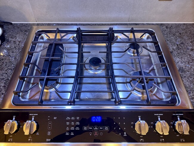 Building Photo - 12030 NE 144th St