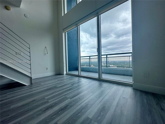 Building Photo - 60 SW 13th St