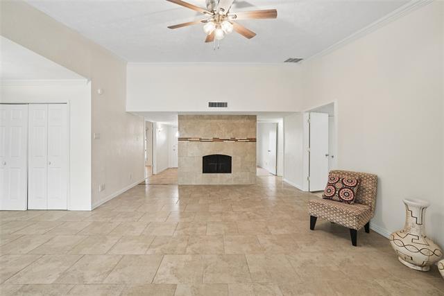 Building Photo - 5161 Bartlett Dr