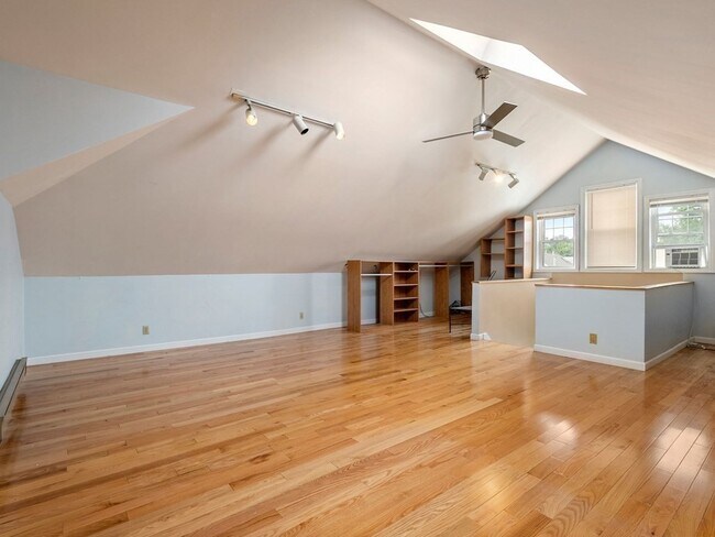 Building Photo - 225-227-227 Trapelo Rd