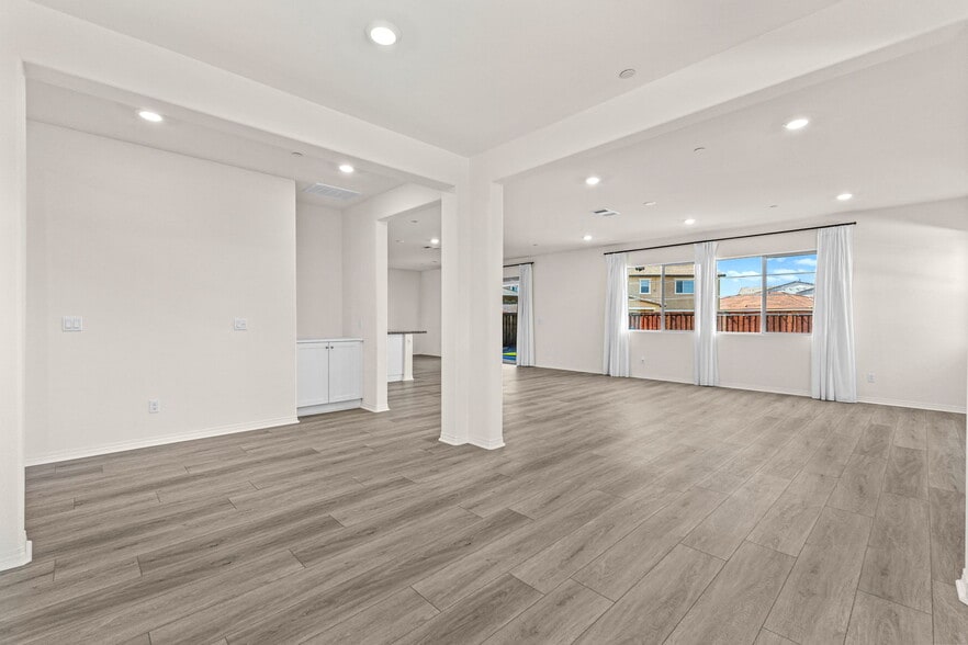 Building Photo - 29261 Humboldt Ct