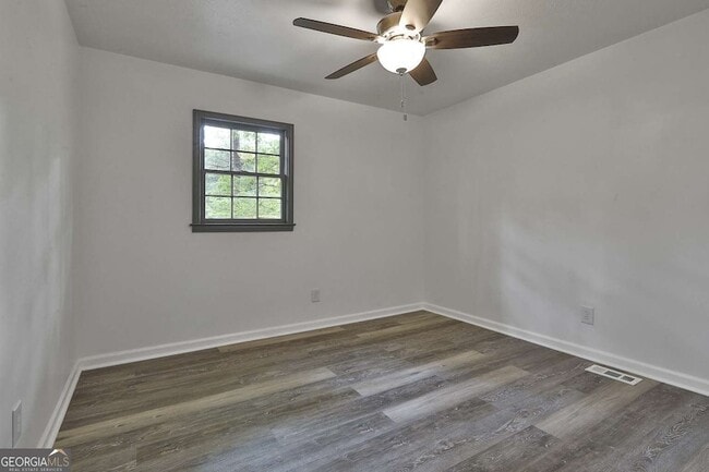 Building Photo - 157 Hyde Cir