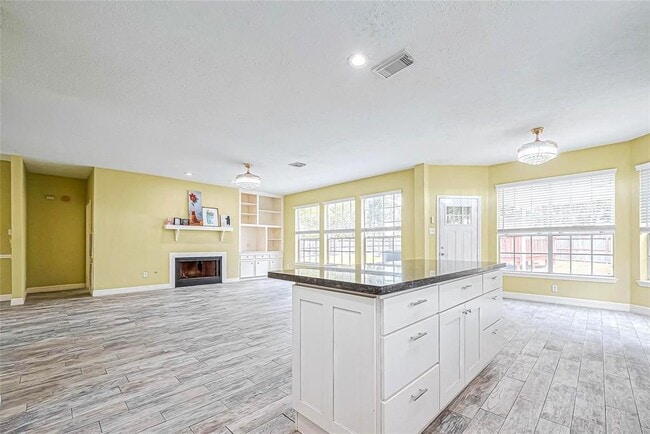 Building Photo - 318 N Cypress Estates Cir