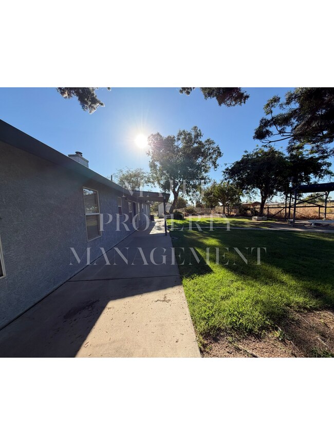 Building Photo - 12642 Delaware Rd