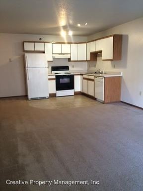 Building Photo - 201 36th Ave NE