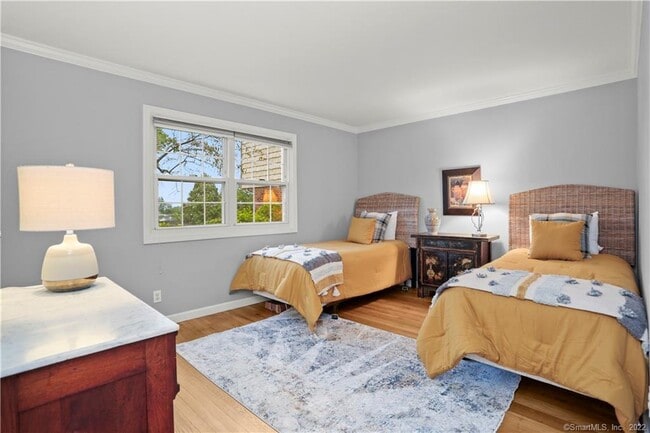 Building Photo - 245 Unquowa Rd