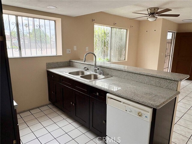 Building Photo - 16650 Terrace Ln