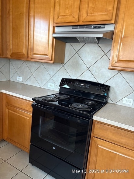 Building Photo - 1702 Bonnyton Ln