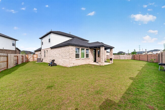 Building Photo - 21831 Tallulah River Dr