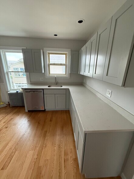Building Photo - 86A Quincy St