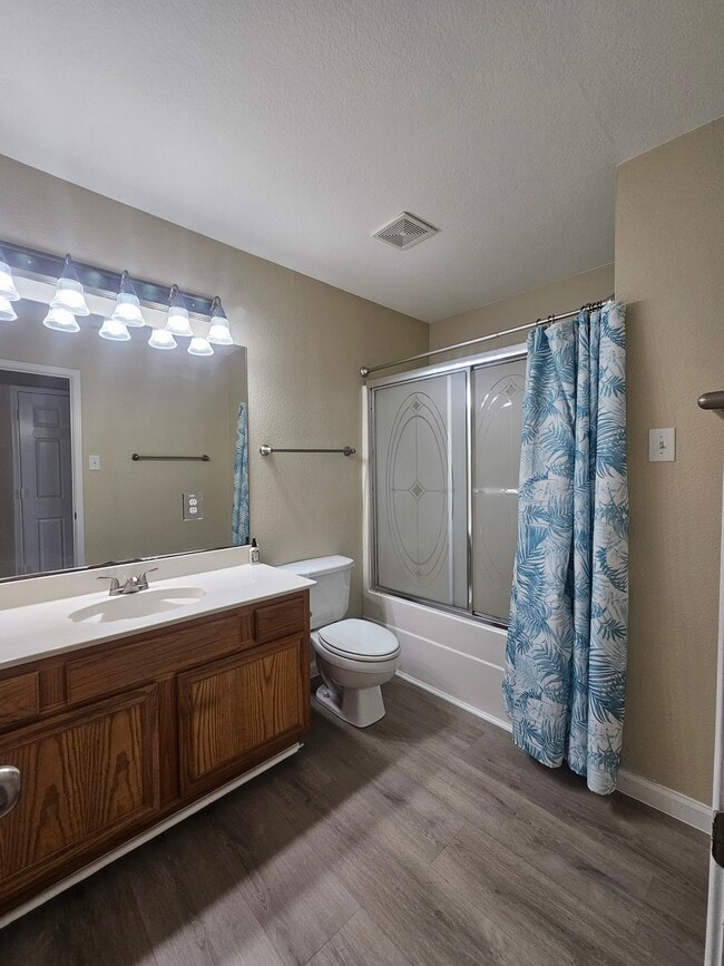 Building Photo - 3516 Valley Forge Dr