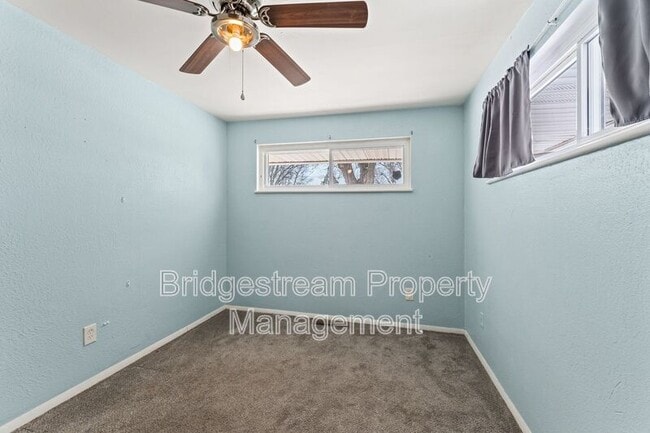 Building Photo - 5912 Bavaria Pl