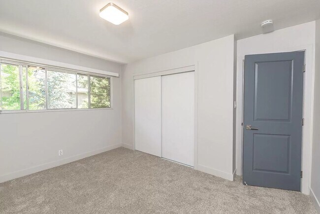 Building Photo - 344 Rheem Blvd