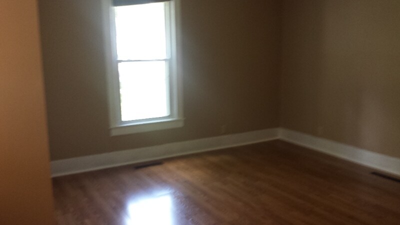 Building Photo - 414 N Salisbury St