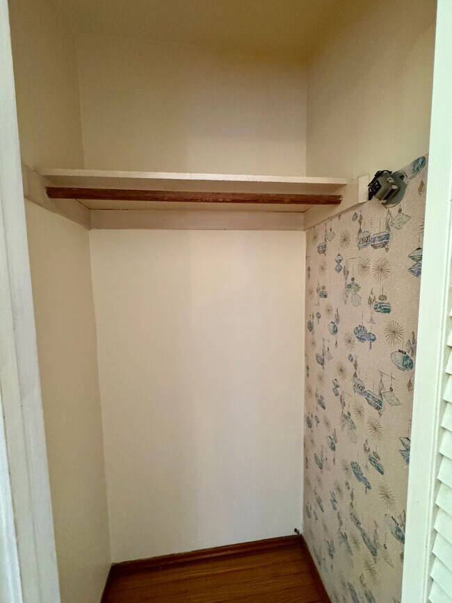 Building Photo - Upgraded, Charming House in La Mesa 2Bd/1Ba, Attached Garage, Large Backyard