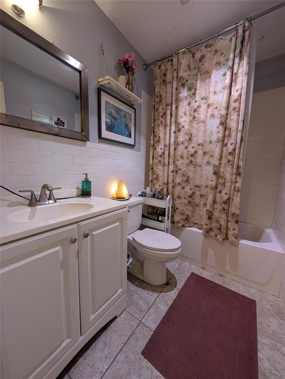 Building Photo - 3119 Tom Green St