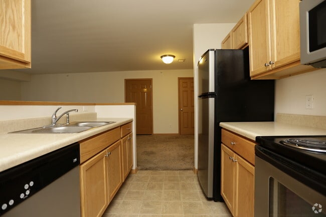 Primary Photo - Landing Place Apartments